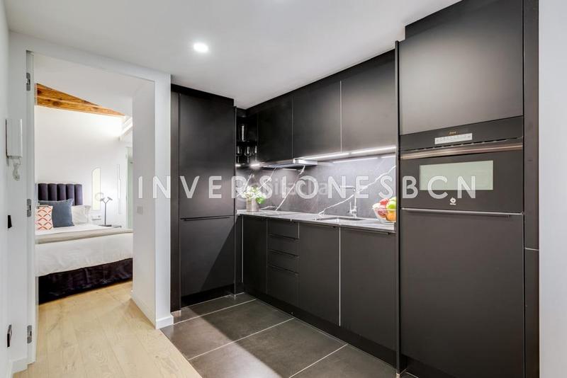 Foto a8c689fd-1678-4bbb-938f-f0ca8a273085. Alquiler apartamento piso en alquiler en el gotic con terraza comunitaria en Barcelona