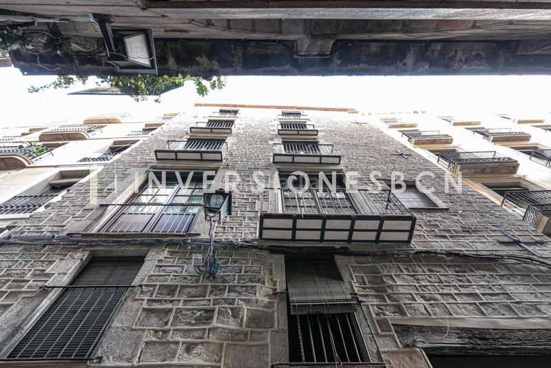 Foto aa0419eb-58c8-45f8-8c81-f4ca51dae495. Alquiler apartamento piso en alquiler en el gotic con terraza comunitaria en Barcelona