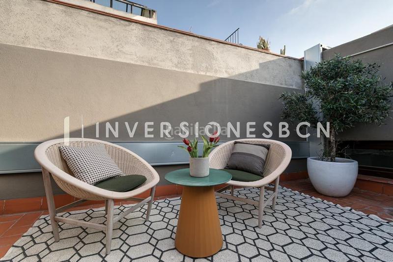 Foto b96a3a91-c6a0-4013-b575-b81b28ff0f9b. Alquiler apartamento piso en alquiler en el gotic con terraza comunitaria en Barcelona