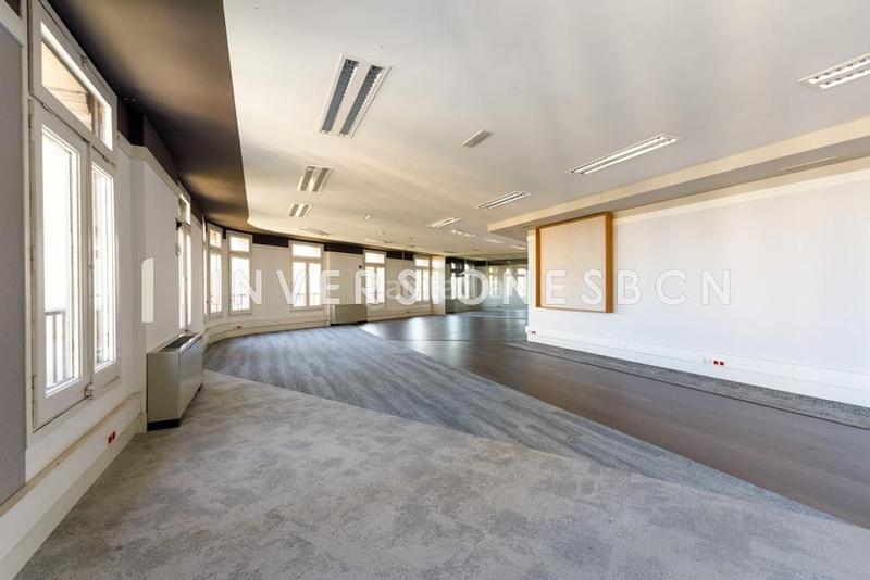 Foto 07e7f20b-67bc-4d4d-8ba5-8c5c052226b2. Rent office space with heating parking in Barri de les Corts Barcelona