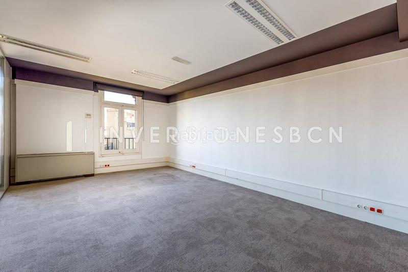 Foto 115e2e1e-b0e7-4521-abf3-1d3e91d9034f. Rent office space with heating parking in Barri de les Corts Barcelona