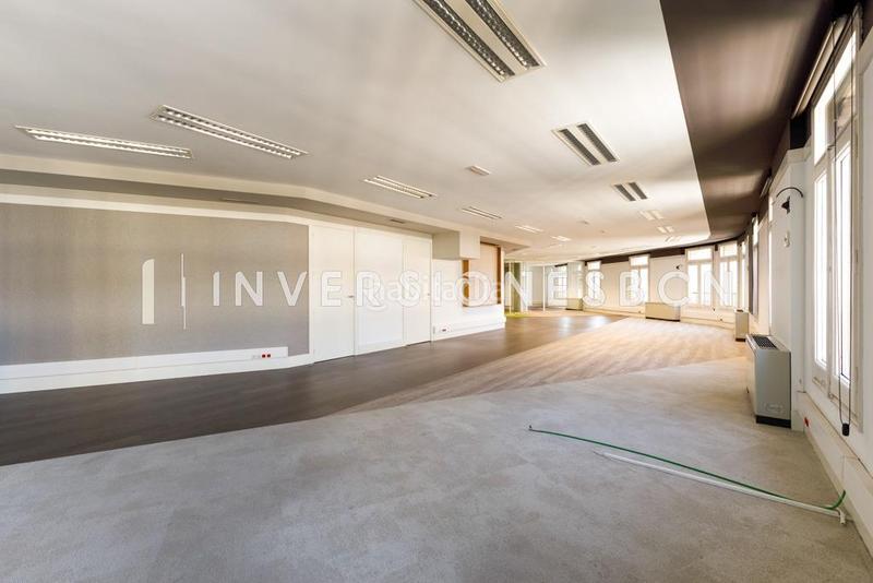 Foto 58be401b-65b9-4aa1-b6df-9dd8b4ebec66. Rent office space with heating parking in Barri de les Corts Barcelona