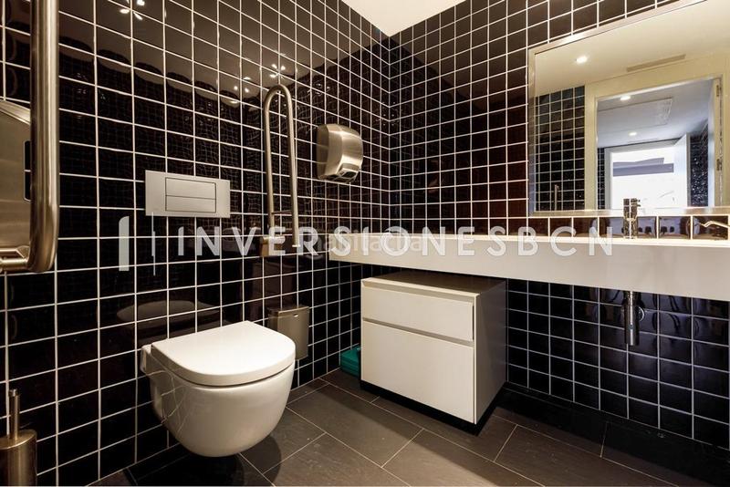 Foto cce574f3-a4de-4075-8379-0c4a2a96daf2. Rent office space with heating parking in Barri de les Corts Barcelona