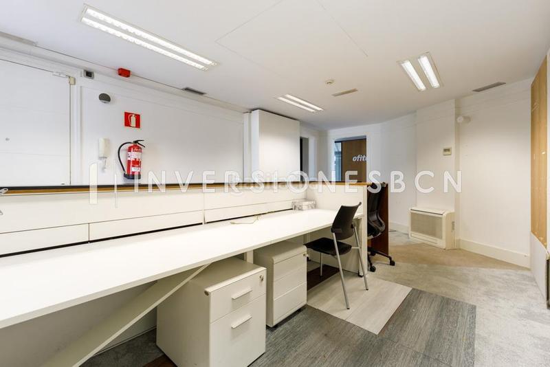Foto e794858c-22cf-489d-a367-2bcd67f7dfdc. Rent office space with heating parking in Barri de les Corts Barcelona