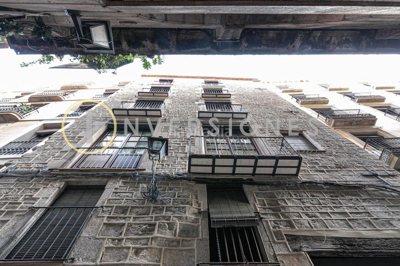 Foto 2579d531-2c72-44b9-9166-f93d7b29b505. Alquiler apartamento alquiler de piso en calle den gignàs en Barcelona