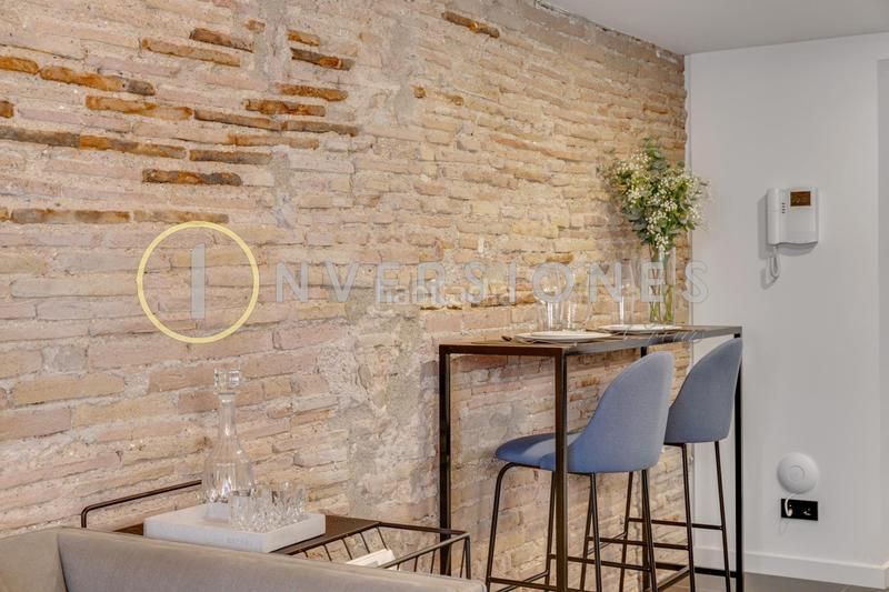 Foto 3a1e033b-c1da-4bde-95d2-e11ece9394b7. Alquiler apartamento alquiler de piso en calle den gignàs en Barcelona