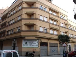 Miete Autoparkplatz in Calle ríos rosas 38. Plaza de garaje con acceso por rampa