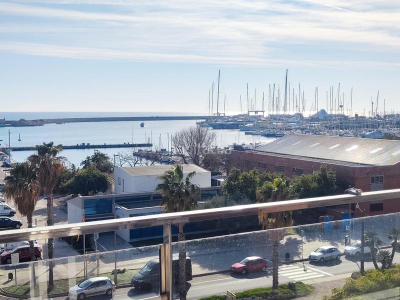 Foto 8428f850-4dd5-4a29-b8e0-2f255a104e94. Flat with heating in Barri de Mar Vilanova i la Geltrú