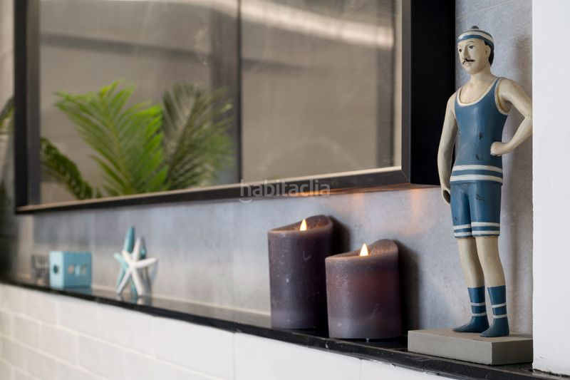 Foto 5df457bd-592a-4fd7-a001-9f9e423799ff. Àtic amb xemeneia calefacció piscina a Larrea - San Juan de Dios - Peñota Santurtzi