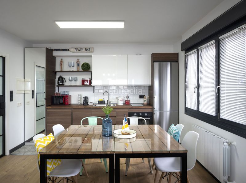 Foto 719622f7-8d5a-434a-87d4-7a83ce94848c. Àtic amb xemeneia calefacció piscina a Larrea - San Juan de Dios - Peñota Santurtzi