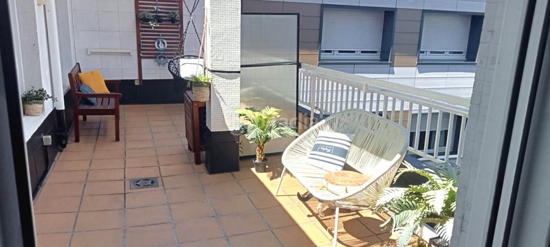 Foto e1c32150-f0ab-4667-864f-c3aa26a37fa6. Àtic amb xemeneia calefacció piscina a Larrea - San Juan de Dios - Peñota Santurtzi