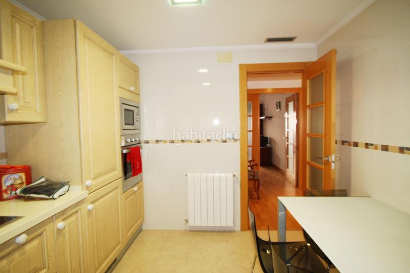 Foto 0582f1ea-7ea0-4bf7-a916-3cd3f76fdb29. Casa adossada amb calefacció aparcament a Facultad de Medicina Albacete