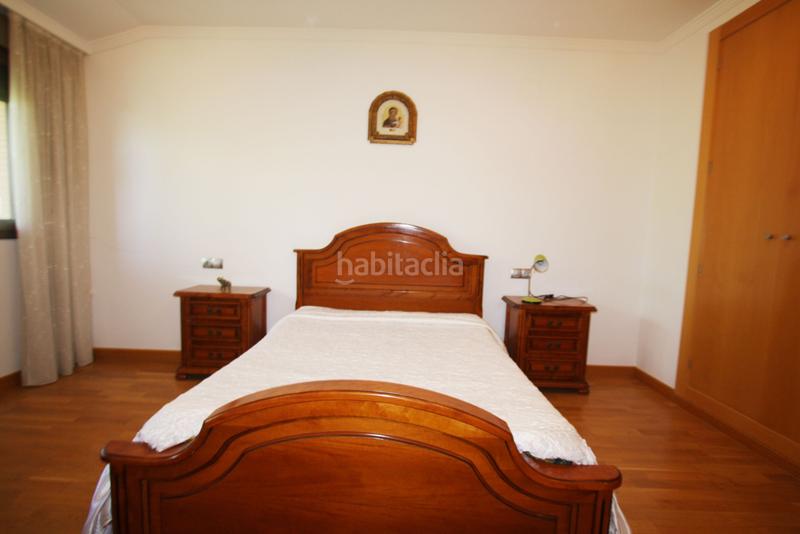 Foto 3d71c756-245d-4e56-9a30-868651355e82. Casa adossada amb calefacció aparcament a Facultad de Medicina Albacete