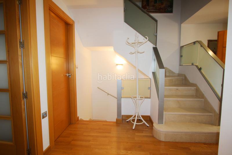 Foto 472e3bb6-f090-406a-b125-76fe13dd62da. Casa adossada amb calefacció aparcament a Facultad de Medicina Albacete