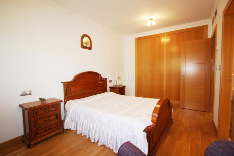 Foto 6f6a2159-4e47-418c-b316-2a3be8fa59c9. Casa adossada amb calefacció aparcament a Facultad de Medicina Albacete