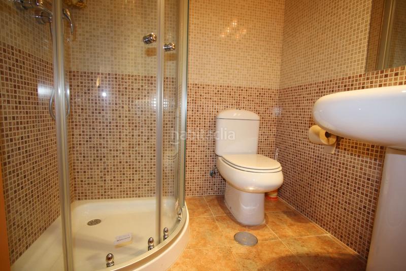 Foto 7522bc59-c6e6-4f84-8f42-d9b8fcb9ab9b. Casa adossada amb calefacció aparcament a Facultad de Medicina Albacete