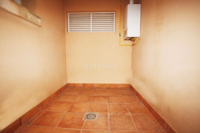 Foto 8c69c450-6067-4c82-a28a-216eae98852c. Casa adossada amb calefacció aparcament a Facultad de Medicina Albacete