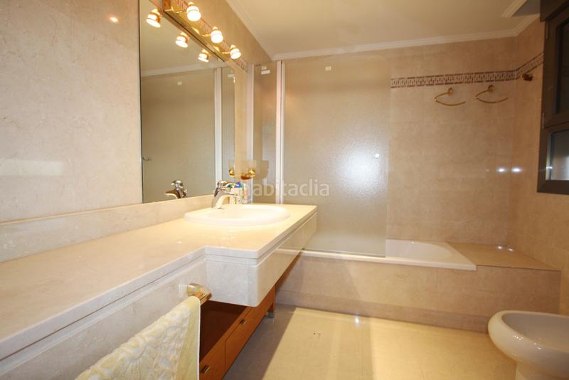 Foto 90469496-e480-4d42-b07e-3fd53662dc3f. Casa adossada amb calefacció aparcament a Facultad de Medicina Albacete