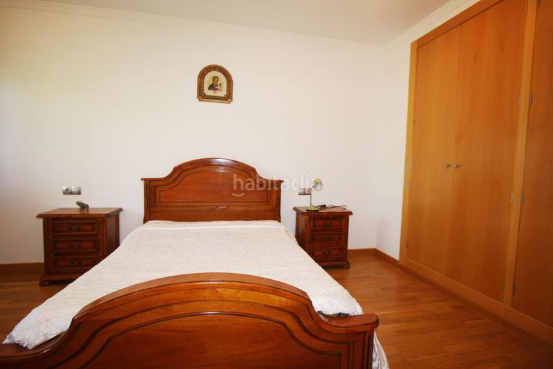 Foto 9b79fecb-9c13-4e79-b06d-fa0c0c309106. Casa adossada amb calefacció aparcament a Facultad de Medicina Albacete