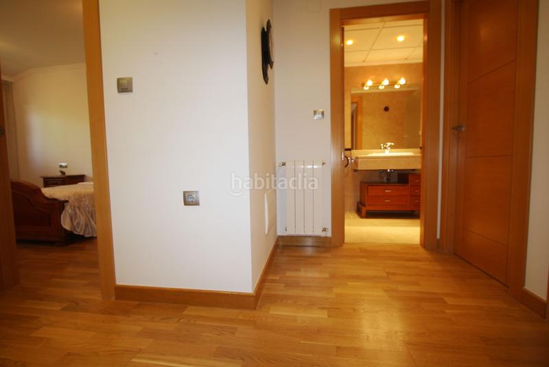 Foto f5402e4c-362a-4f25-9616-7029752da6f5. Casa adossada amb calefacció aparcament a Facultad de Medicina Albacete