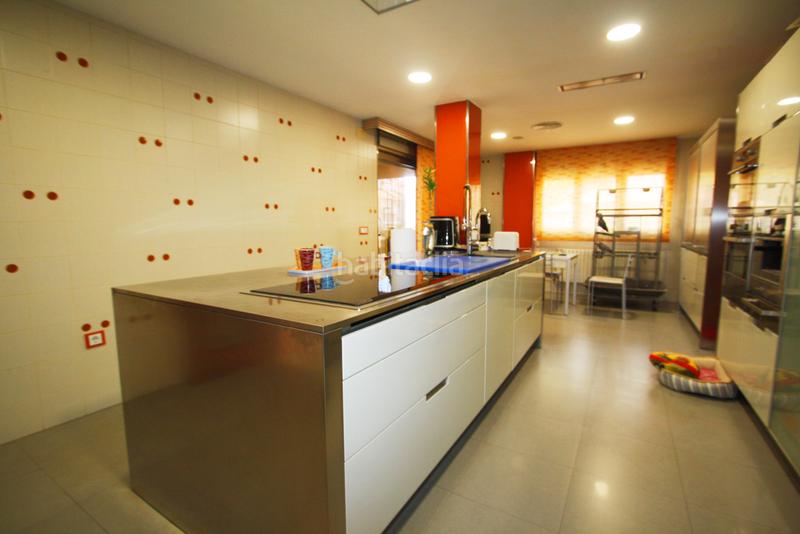 Foto 17fc6456-26b3-4b95-9d9e-d0ef27658af1. Xalet amb xemeneia aparcament piscina a Alto de los Molinos Albacete