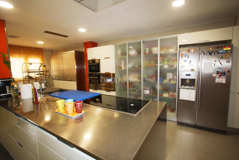 Foto 642e9f03-9c8c-451a-ae8f-160a3e8e3e8e. Xalet amb xemeneia aparcament piscina a Alto de los Molinos Albacete