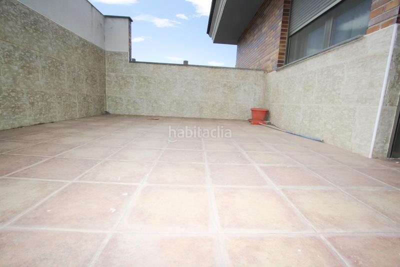 Foto 812545ec-24a8-4354-b227-1e1d81840d08. Xalet amb xemeneia aparcament piscina a Alto de los Molinos Albacete