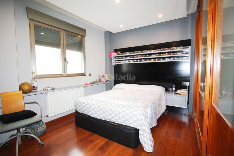 Foto bb056cf2-3692-48a5-b1f5-a8d0028dfa68. Xalet amb xemeneia aparcament piscina a Alto de los Molinos Albacete