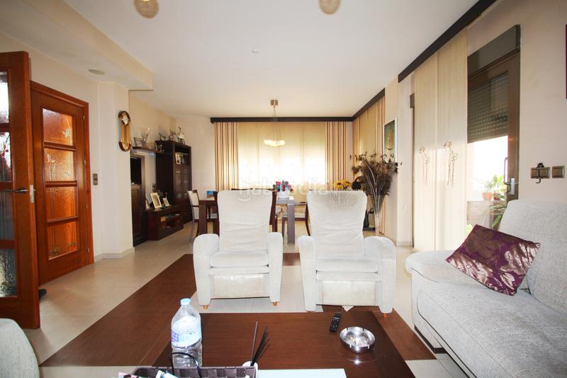 Foto d26c03b2-2a5d-4381-979d-04c6d0272b12. Xalet amb xemeneia aparcament piscina a Alto de los Molinos Albacete