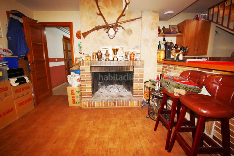 Foto d9e227b6-319d-47c9-9752-358cd41bf2c9. Xalet amb xemeneia aparcament piscina a Alto de los Molinos Albacete