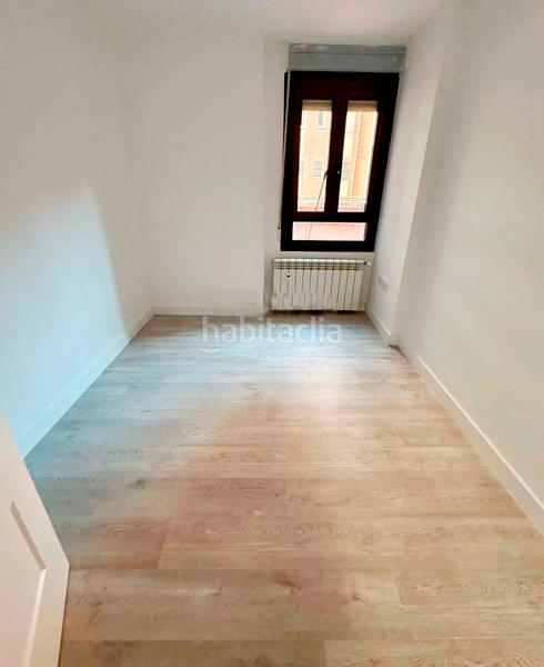 Foto d5039bb4-f0ef-42f0-8941-1501c99ba608. Flat with parking in Estación Albacete