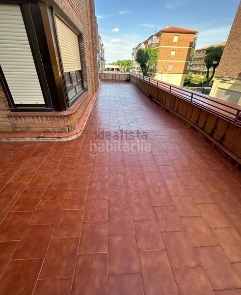 Foto ece866fc-9df9-4df4-90dc-490c3d00d0b5. Flat with parking in Estación Albacete