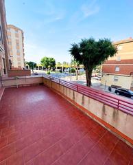Piso en Estación. Gran piso  con terraza y reforma a estrenar