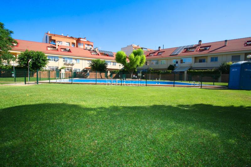 Foto 0efc3390-92a3-45f1-a278-e209e2257a61. Casa adossada amb calefacció a Santa Teresa - Vereda Albacete