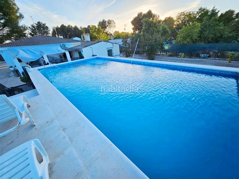 Foto f6695dab-8015-4d8a-a4e0-9b7037051353. Xalet amb xemeneia aparcament piscina a Pedanías - Extrarradio Albacete