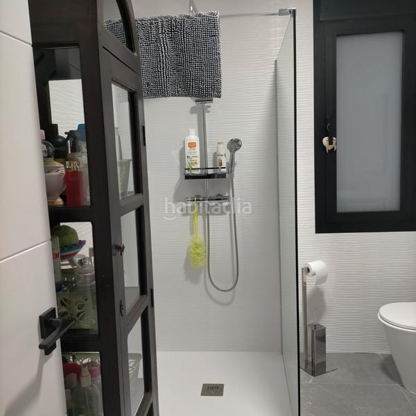 Foto 240bf832-1c28-4931-bb7c-c9f03e5790ee. Chalet ¡¡ te presentamos un chalet moderno concebido con mucho cariño y amor para toda tu tu familia !! en Albacete