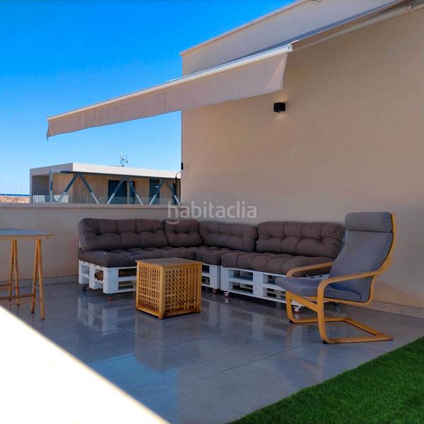 Foto 4226715f-ce0f-4937-a7f3-4ee5fd4cb893. Chalet ¡¡ te presentamos un chalet moderno concebido con mucho cariño y amor para toda tu tu familia !! en Albacete