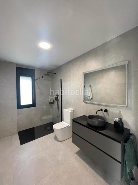 Foto 998ae216-aff2-4ca4-bb1a-5213fe80a3dd. Chalet ¡¡ te presentamos un chalet moderno concebido con mucho cariño y amor para toda tu tu familia !! en Albacete