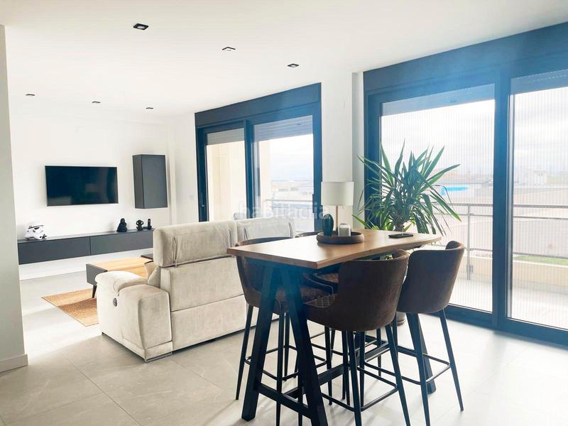 Foto a9233ffe-2297-494a-b673-2b1e40085d9e. Chalet ¡¡ te presentamos un chalet moderno concebido con mucho cariño y amor para toda tu tu familia !! en Albacete