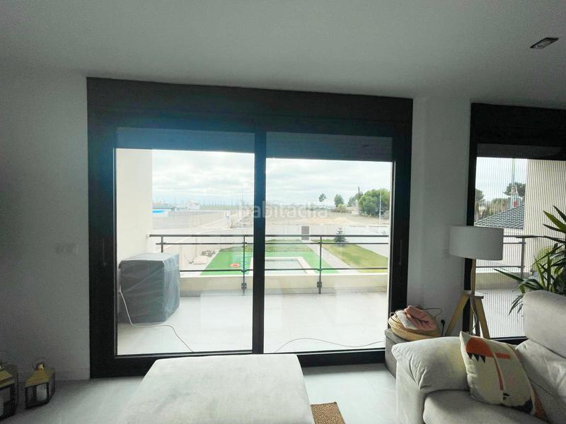 Foto cd7ea8b0-c352-4b94-8762-c0661862d3af. Chalet ¡¡ te presentamos un chalet moderno concebido con mucho cariño y amor para toda tu tu familia !! en Albacete