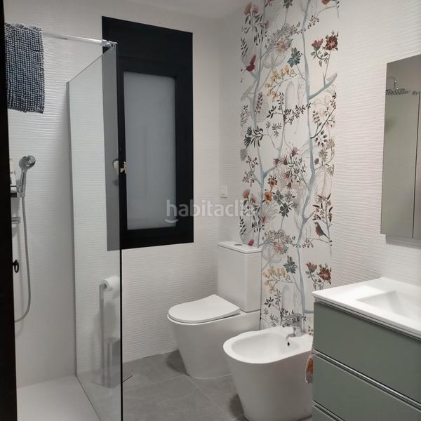 Foto ce8a082f-84c4-4c2e-92b6-5f52961c775c. Chalet ¡¡ te presentamos un chalet moderno concebido con mucho cariño y amor para toda tu tu familia !! en Albacete
