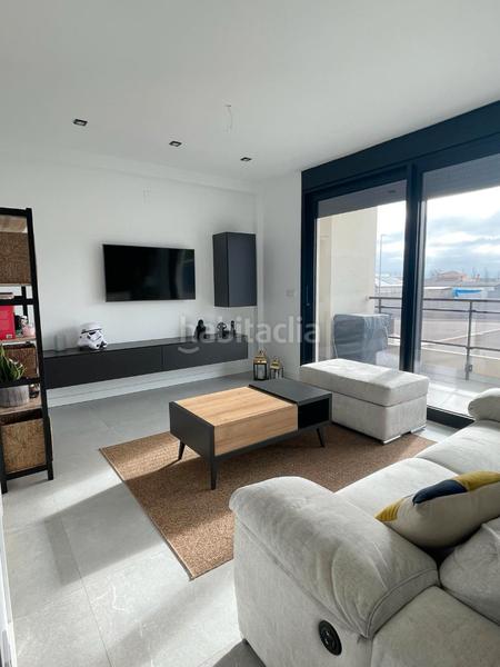 Foto e8a0c0c2-f9d1-446a-911b-78d748e14d8c. Chalet ¡¡ te presentamos un chalet moderno concebido con mucho cariño y amor para toda tu tu familia !! en Albacete
