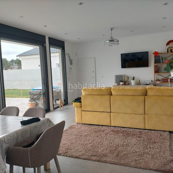 Foto f6accb71-4ca1-461f-befd-682ba6e07b3c. Chalet ¡¡ te presentamos un chalet moderno concebido con mucho cariño y amor para toda tu tu familia !! en Albacete