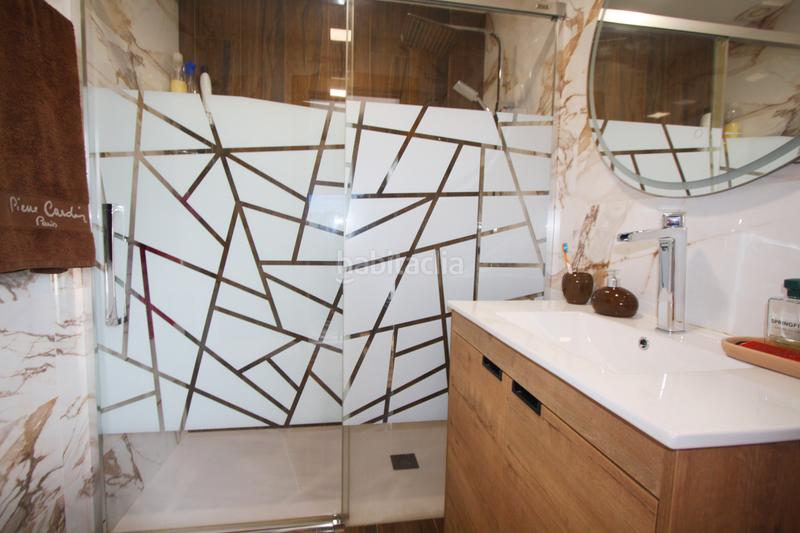 Foto 26a8bc7b-6e7d-4b33-b928-96ef299ea407. Casa adossada amb calefacció a Facultad de Medicina Albacete