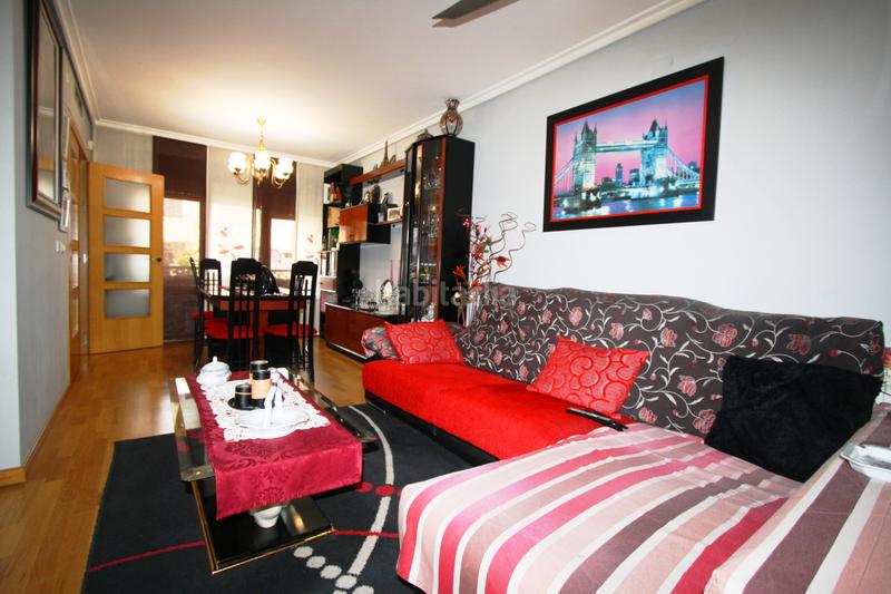 Foto 5c895d5f-9c46-4d72-b953-00bb11436408. Casa adossada amb calefacció a Facultad de Medicina Albacete