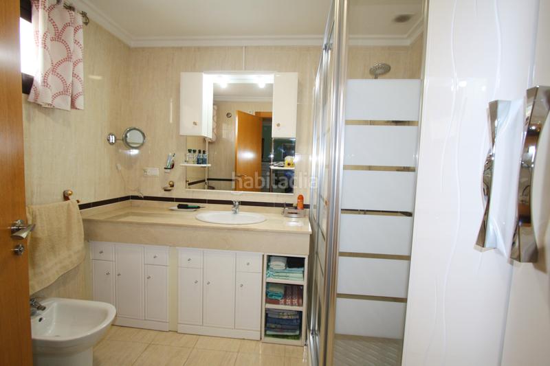 Foto 8a4cfee6-57ba-4df6-a6e9-38bd4323a79c. Casa adossada amb calefacció a Facultad de Medicina Albacete