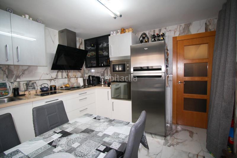 Foto 919c472e-3790-4624-b52e-c5da8ff086cb. Casa adossada amb calefacció a Facultad de Medicina Albacete