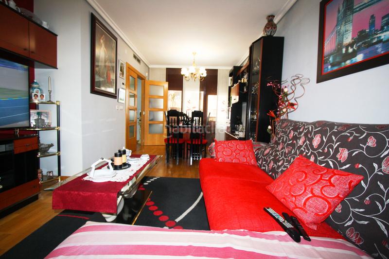 Foto db049e11-9b29-424d-805d-5c5232706930. Casa adossada amb calefacció a Facultad de Medicina Albacete