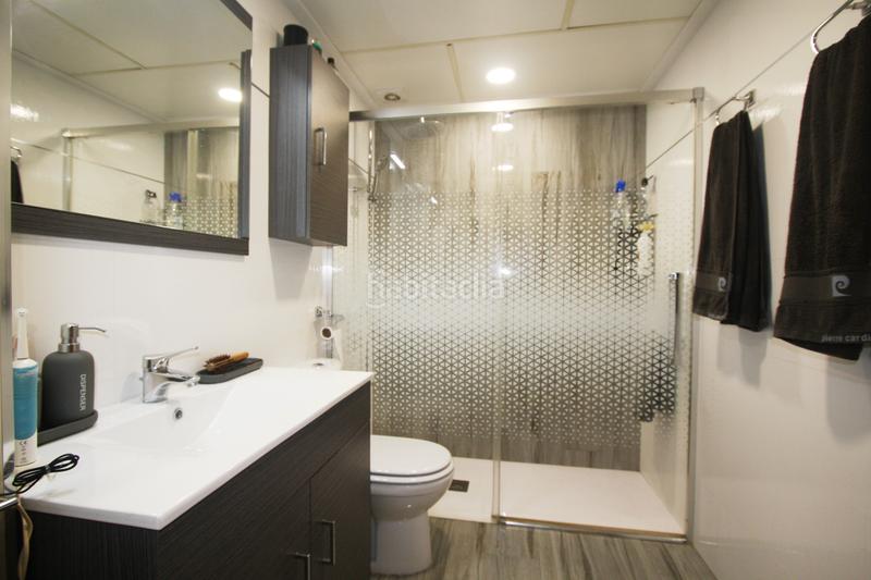 Foto f0af159f-383b-4393-9780-3bcb4251cb5e. Casa adossada amb calefacció a Facultad de Medicina Albacete