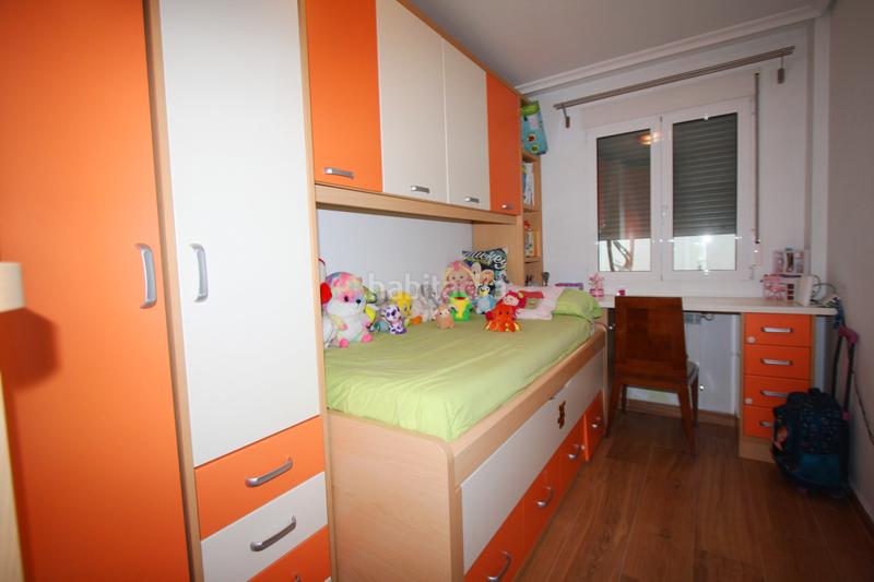 Foto 08137e9a-8f8f-4aed-a161-720d925450c8. Piso excelente piso con patio en El Pilar Albacete